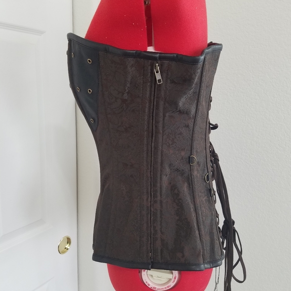 NWT Vintage inspired Corset with accesories - Picture 5 of 7